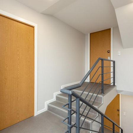 Feel Porto Wine Essence Apartments บีลาโนวาเดกายา ภายนอก รูปภาพ