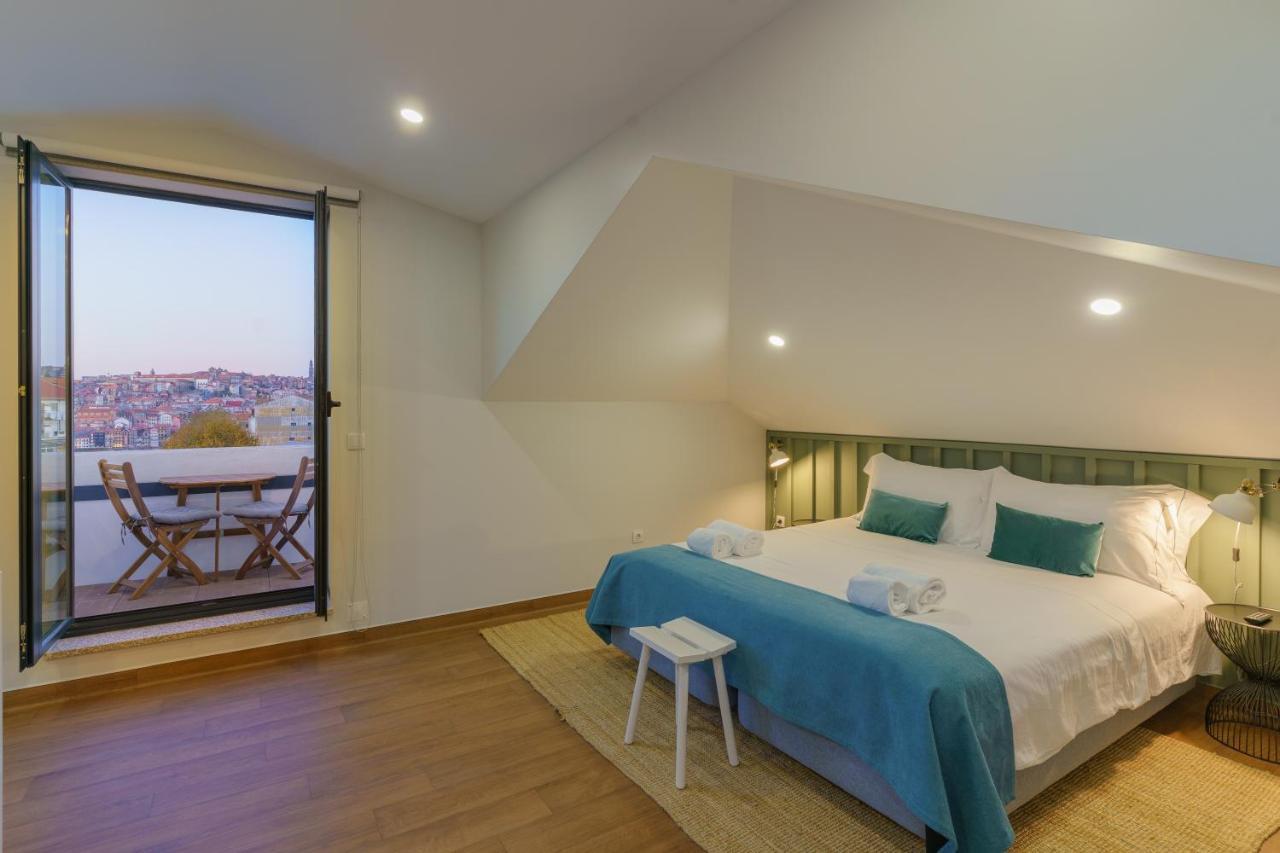 Feel Porto Wine Essence Apartments บีลาโนวาเดกายา ภายนอก รูปภาพ
