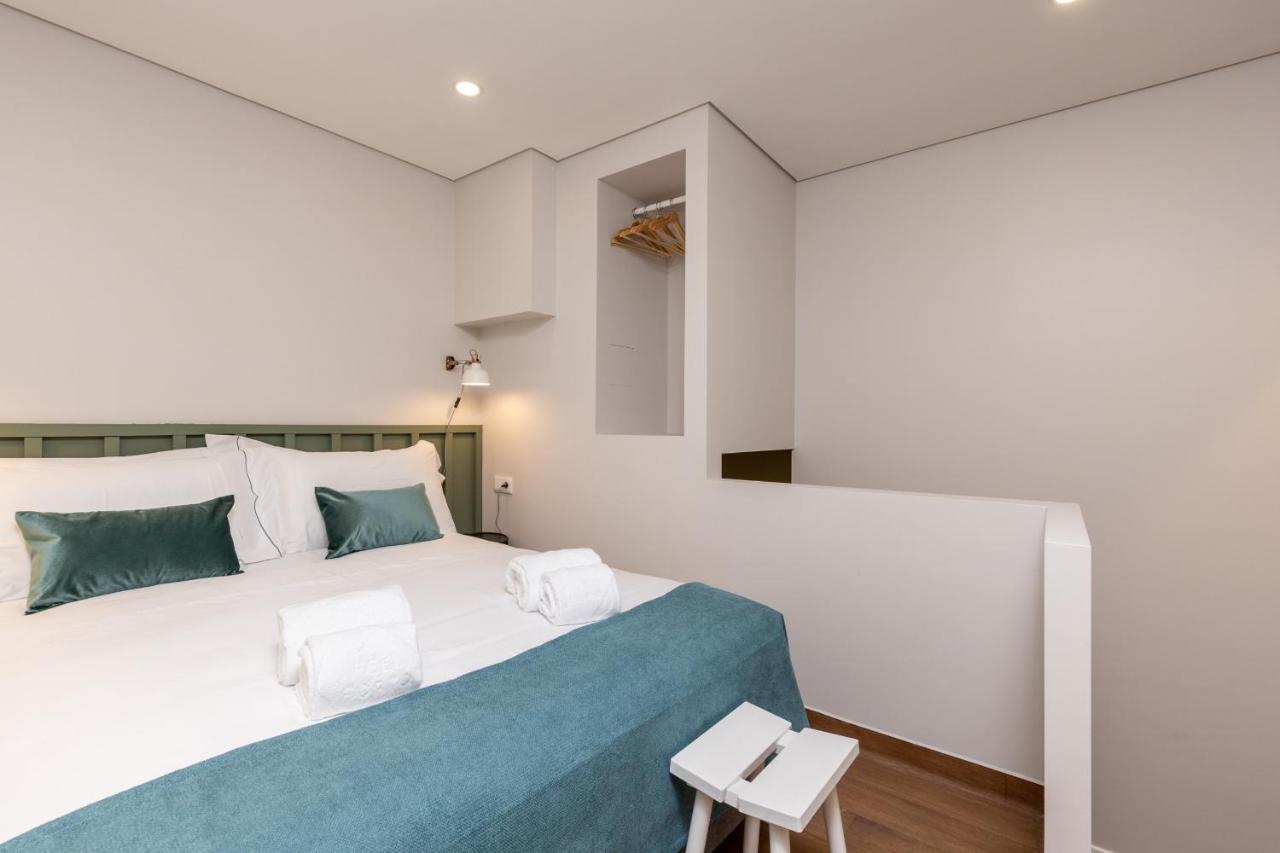 Feel Porto Wine Essence Apartments บีลาโนวาเดกายา ภายนอก รูปภาพ