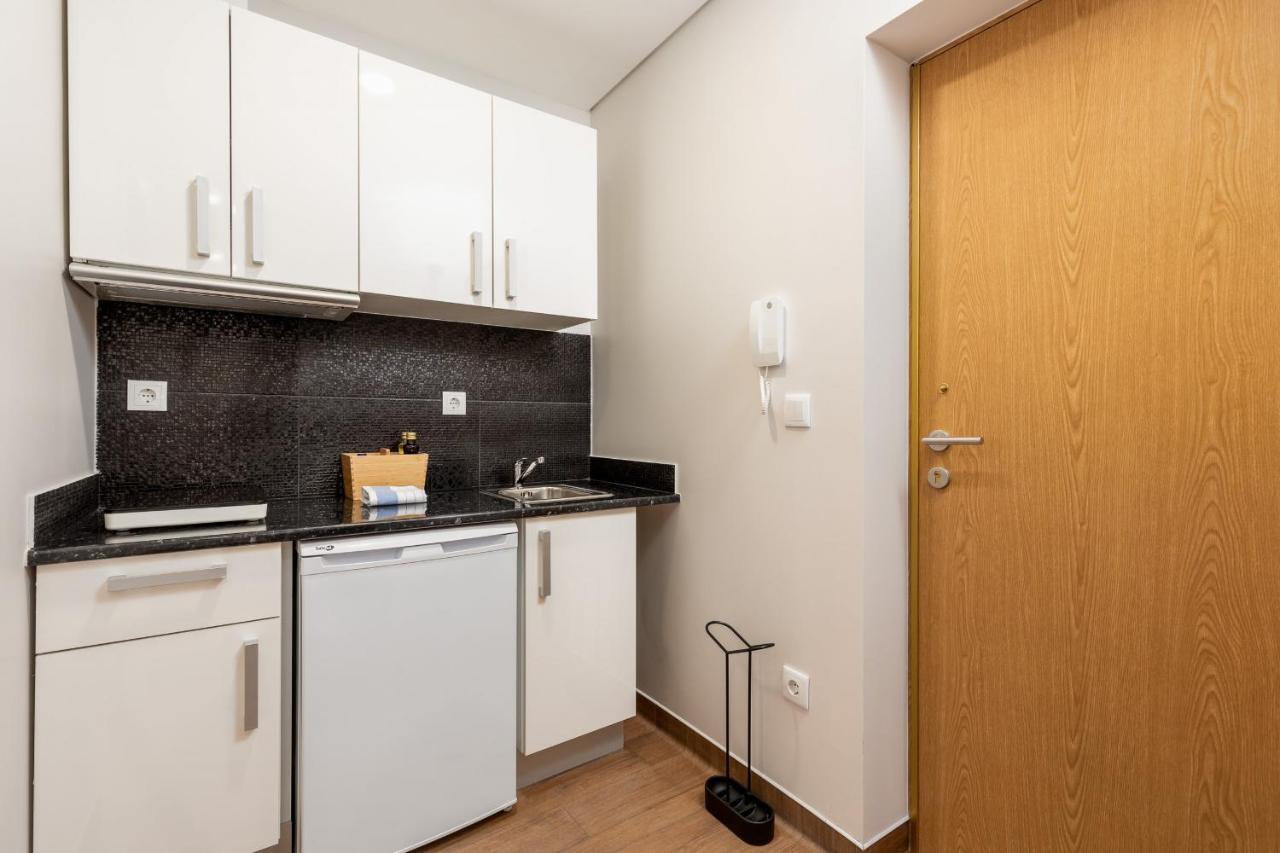 Feel Porto Wine Essence Apartments บีลาโนวาเดกายา ภายนอก รูปภาพ